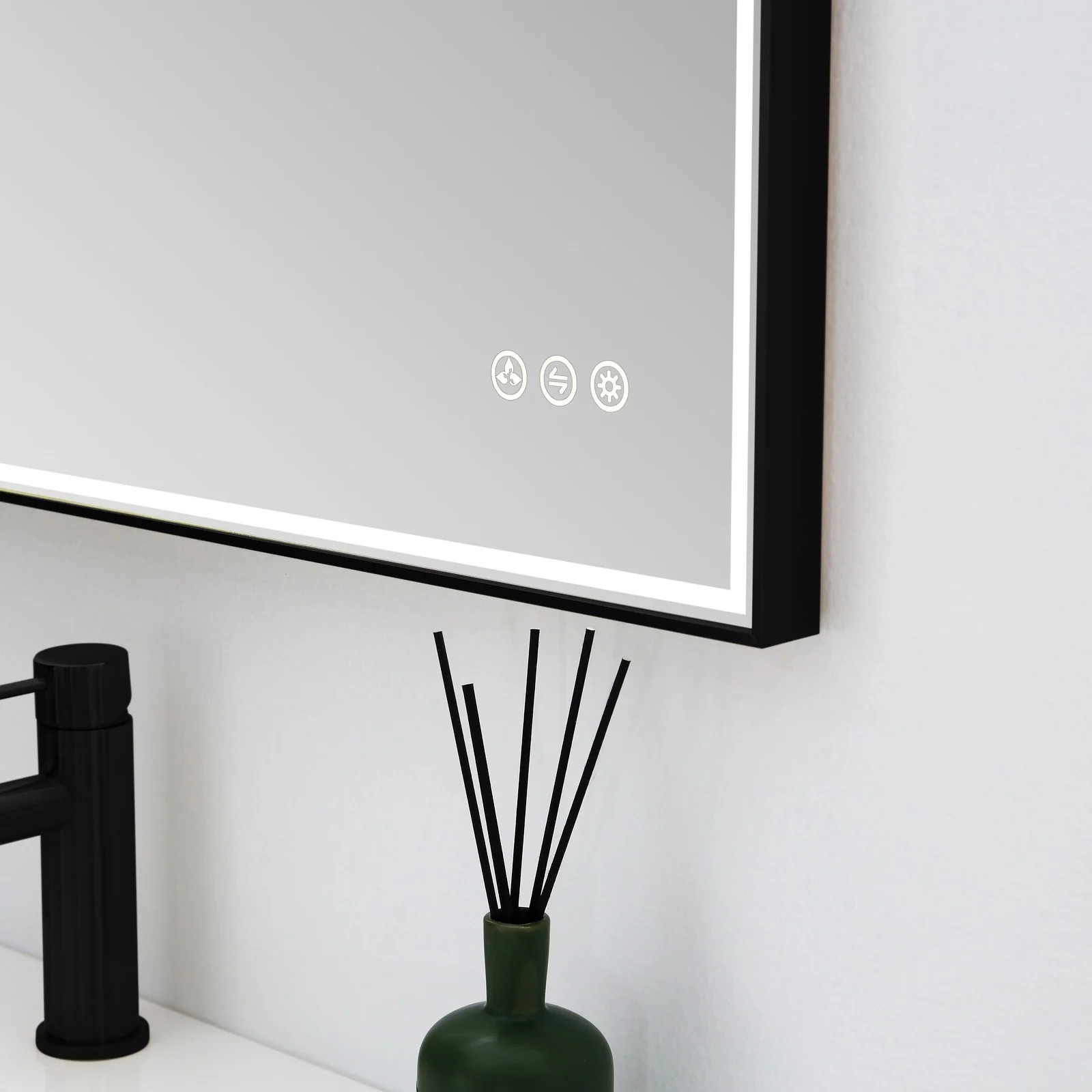 Blossom Stellar 30 Inch LED Mirror - Image 6