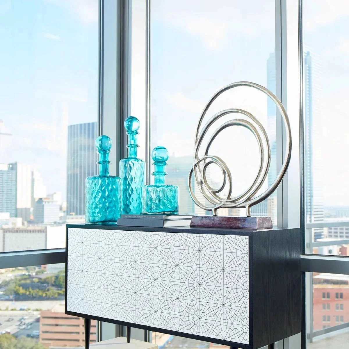 Cyan Design Lipsice Sculpture | Nickel And Black 09783 - Image 4