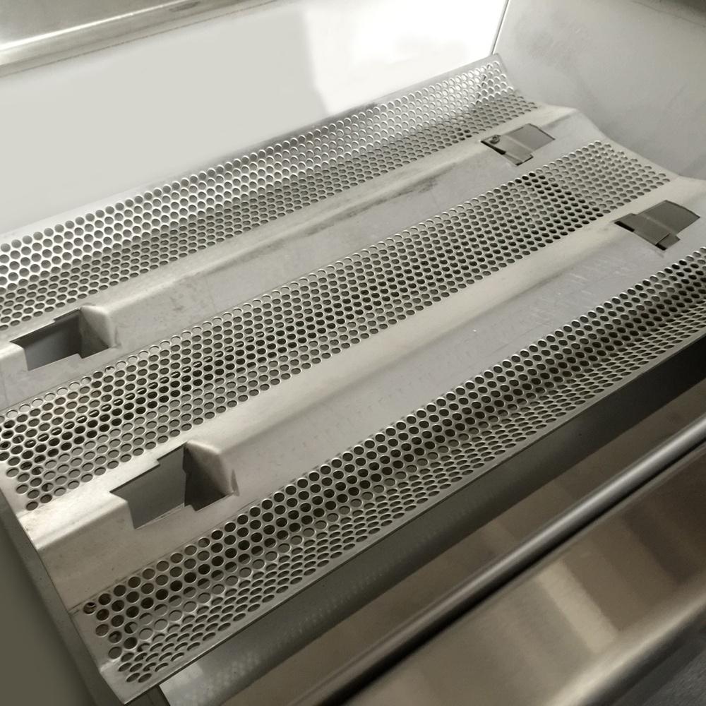 Fire Magic 24" Legacy Deluxe Built-In Gas Grill - Image 3