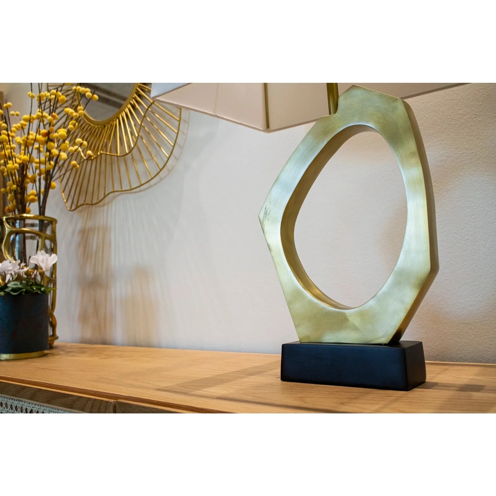 LH Imports Skye Celestial Lamp SKY015 - Image 4