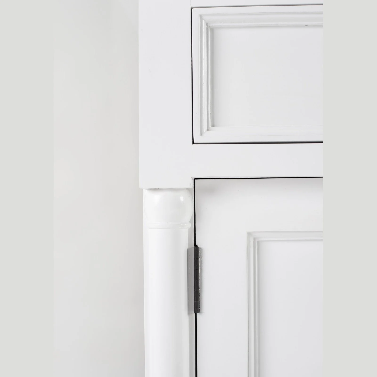 NovaSolo Provence Buffet with 5 Doors in Classic White B197 - Image 19