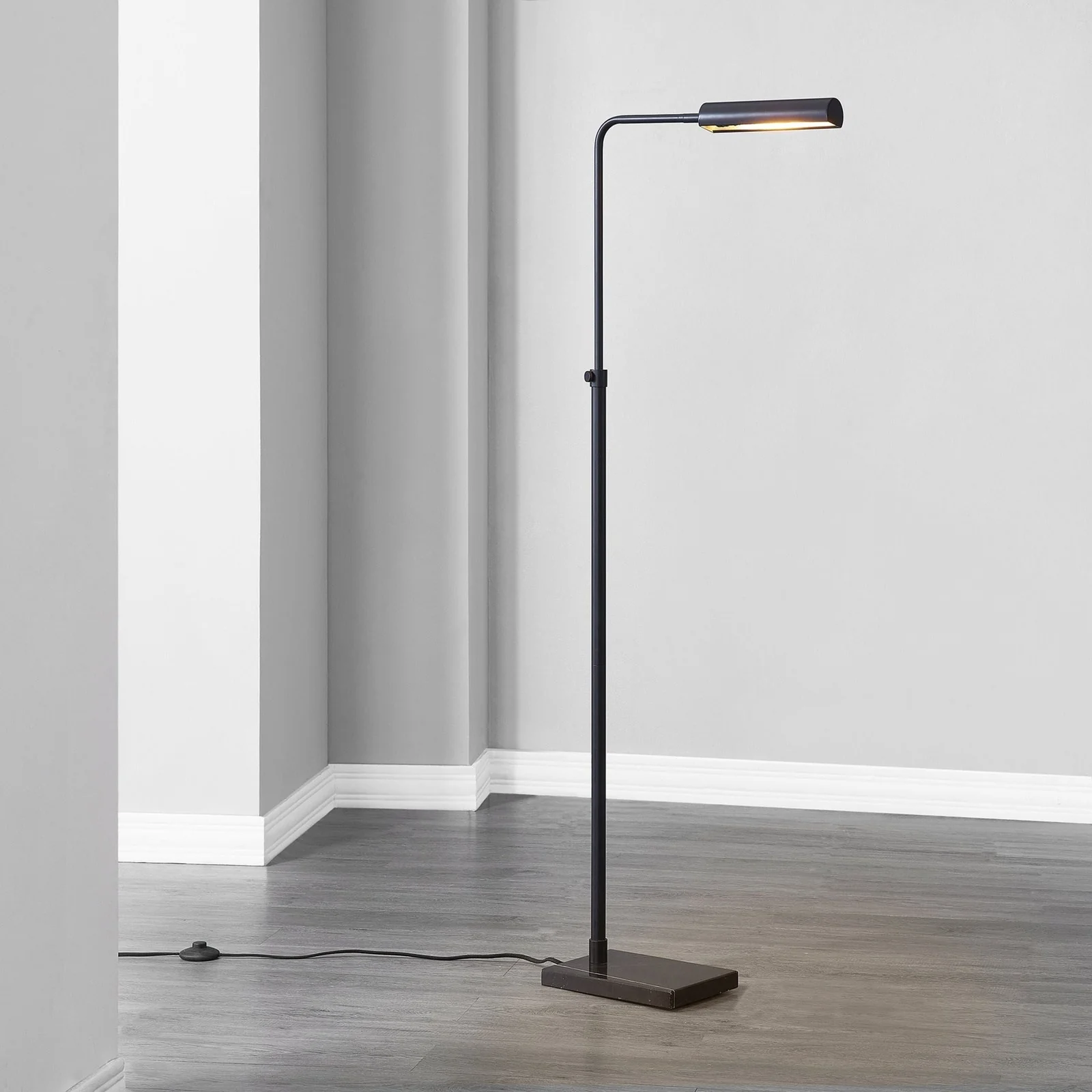 RenWil Fadia Floor Lamp LPF3138