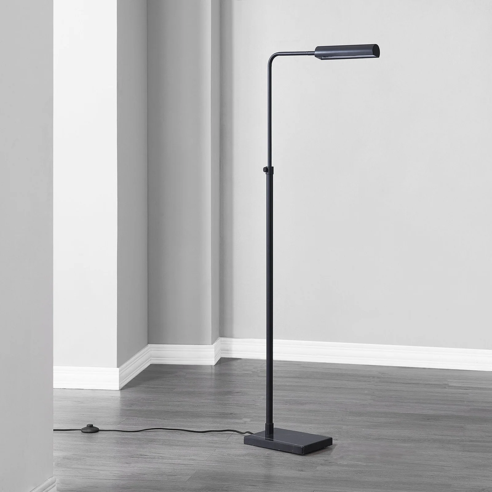 RenWil Fadia Floor Lamp LPF3138 - Image 2