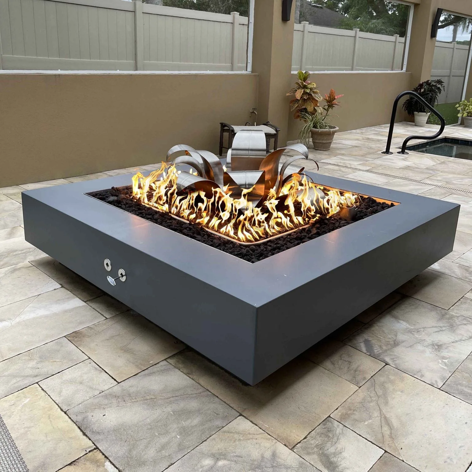 The Outdoor Plus Cabo Square Fire Pit | GFRC Concrete - Image 6