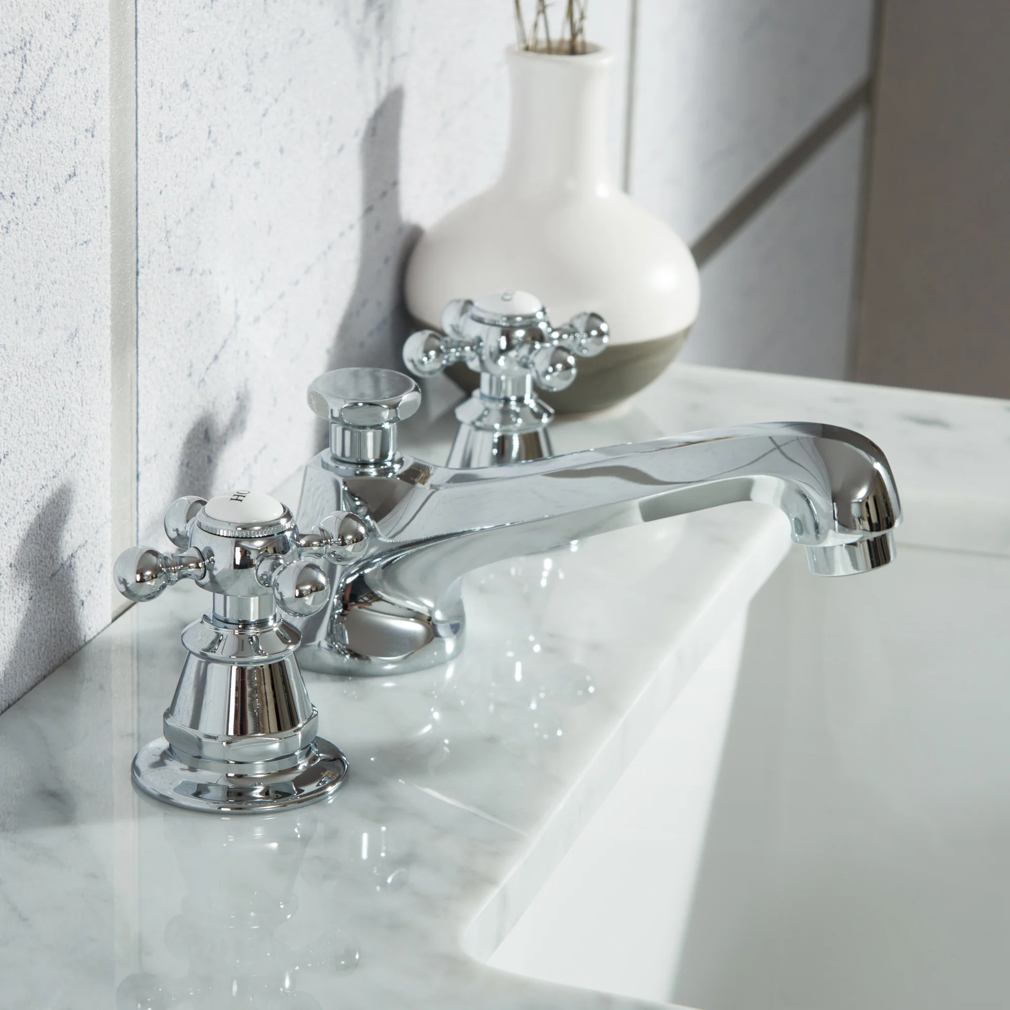 Water Creation Elizabeth 24" Single Sink Carrara White Marble Vanity In Pure White - Image 8